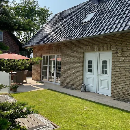 Sommerhaus Jolufelu Urlaub Zwischen Und Golfplatz Holiday home *
